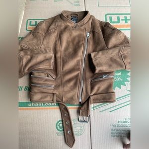 Large women’s felt brown jacket